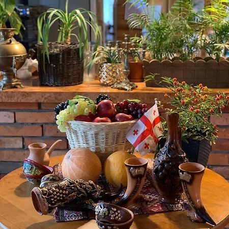 Hotel Tyrol I Restauracja Zycie Gruzji Osielsko Dış mekan fotoğraf