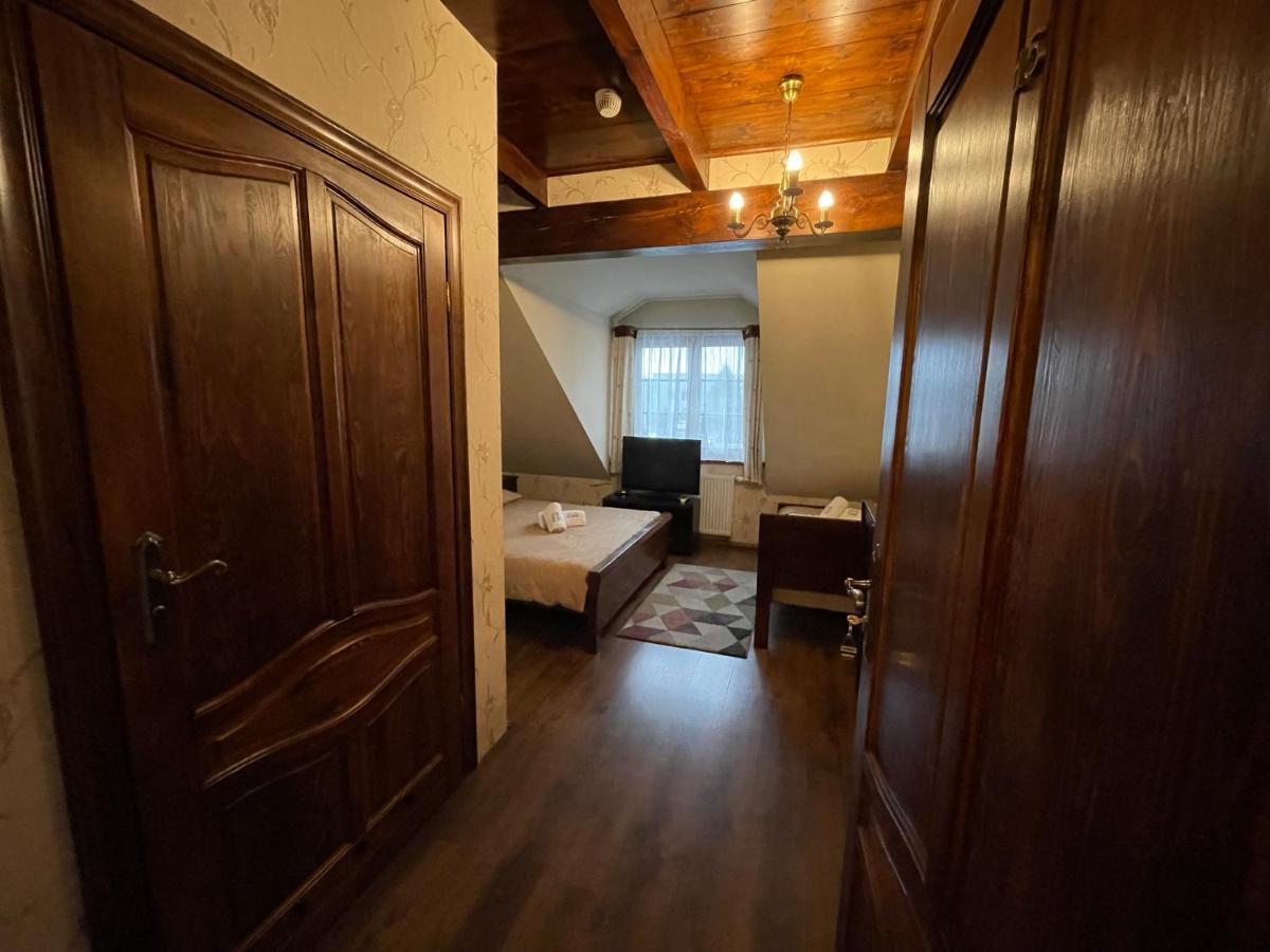 Hotel Tyrol I Restauracja Zycie Gruzji Osielsko Dış mekan fotoğraf