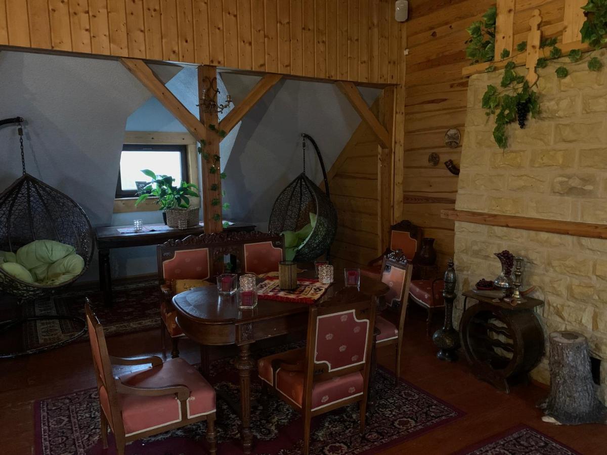 Hotel Tyrol I Restauracja Zycie Gruzji Osielsko Dış mekan fotoğraf
