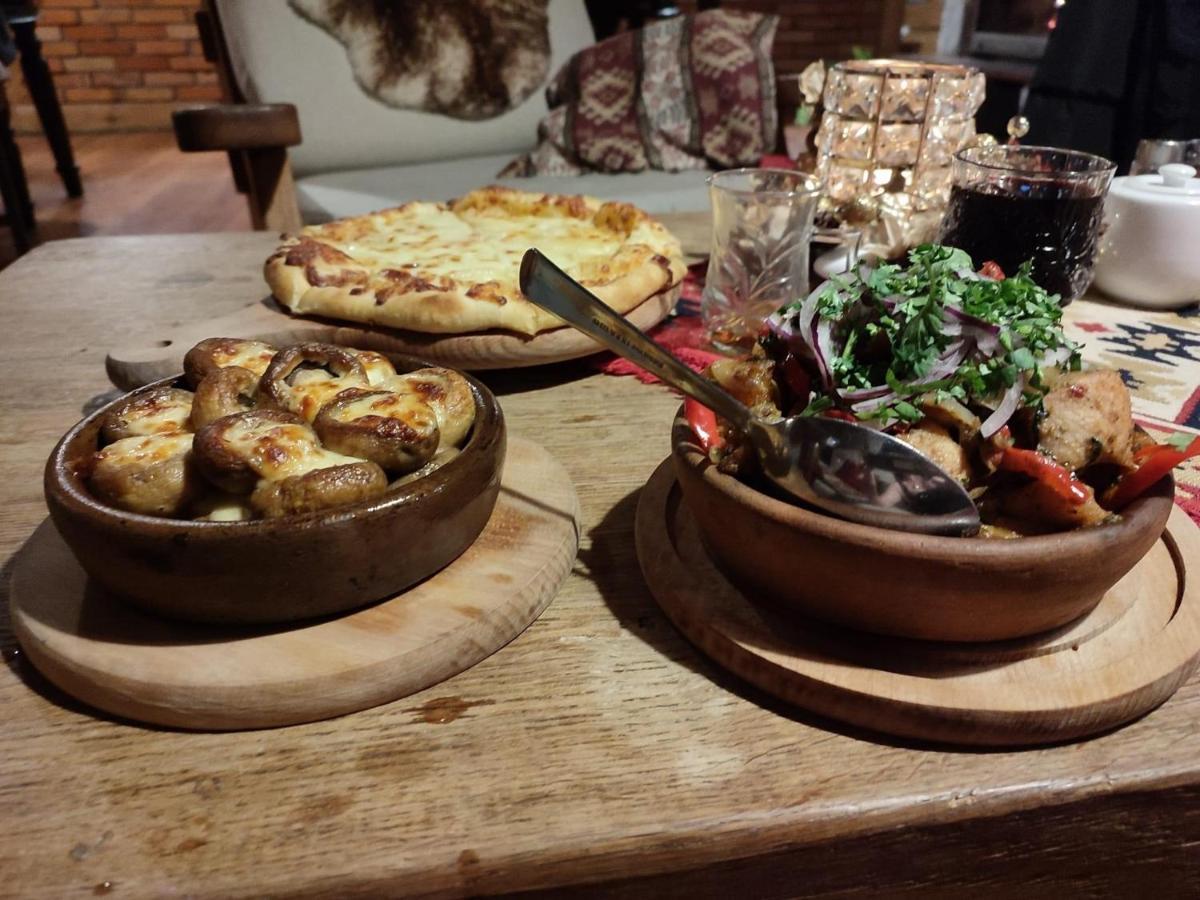 Hotel Tyrol I Restauracja Zycie Gruzji Osielsko Dış mekan fotoğraf
