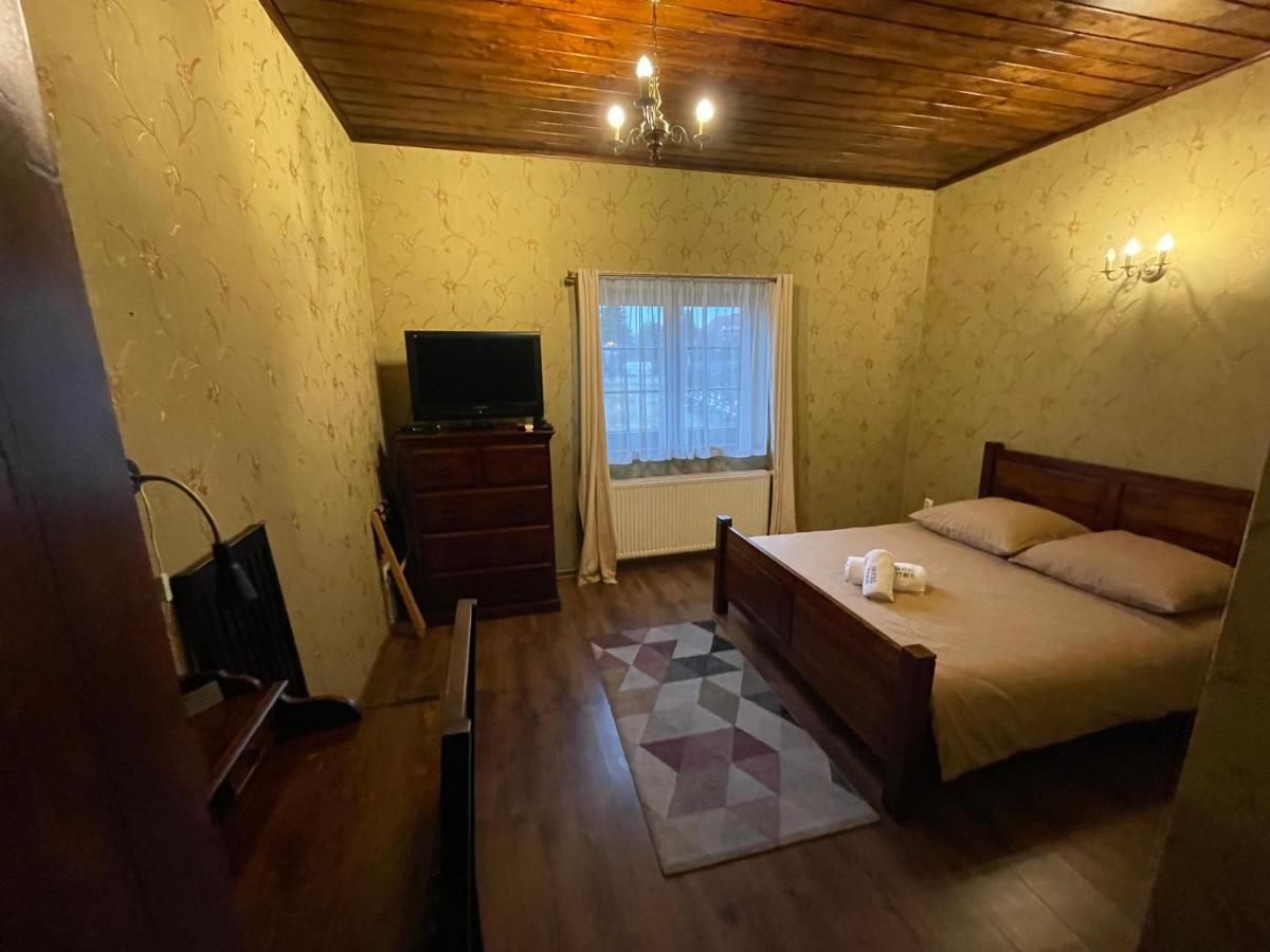 Hotel Tyrol I Restauracja Zycie Gruzji Osielsko Dış mekan fotoğraf